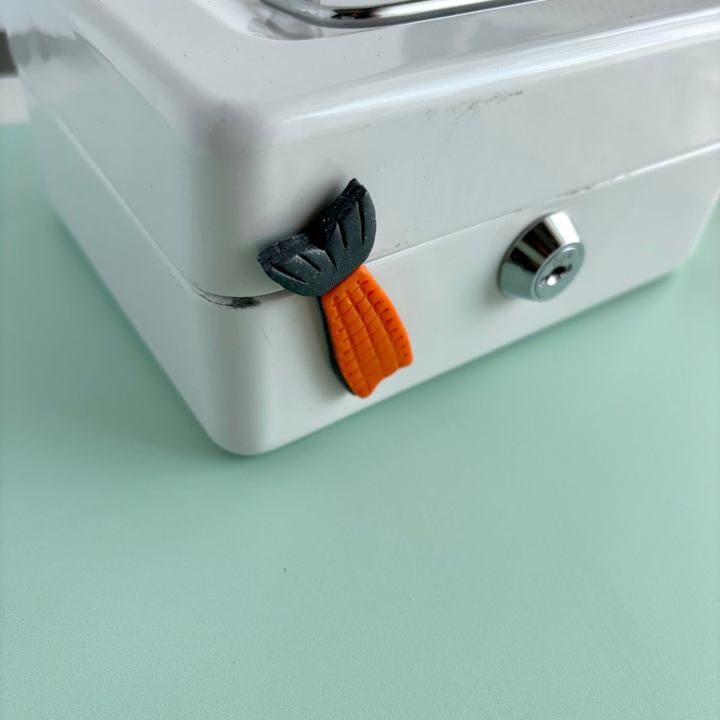 Pipsii (Arctic Char) Magnet